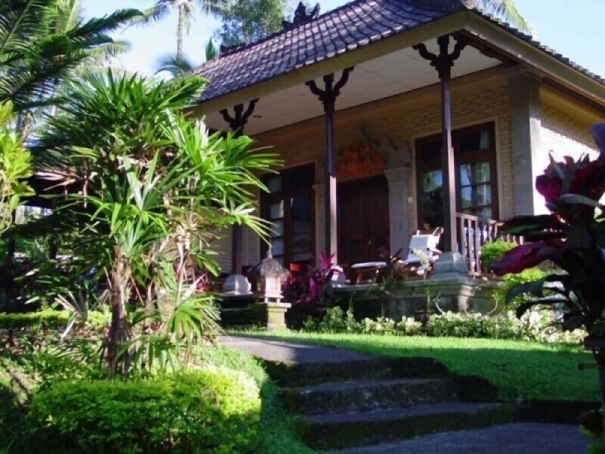 Cempaka Belimbing Villa Blimbing  Exterior foto